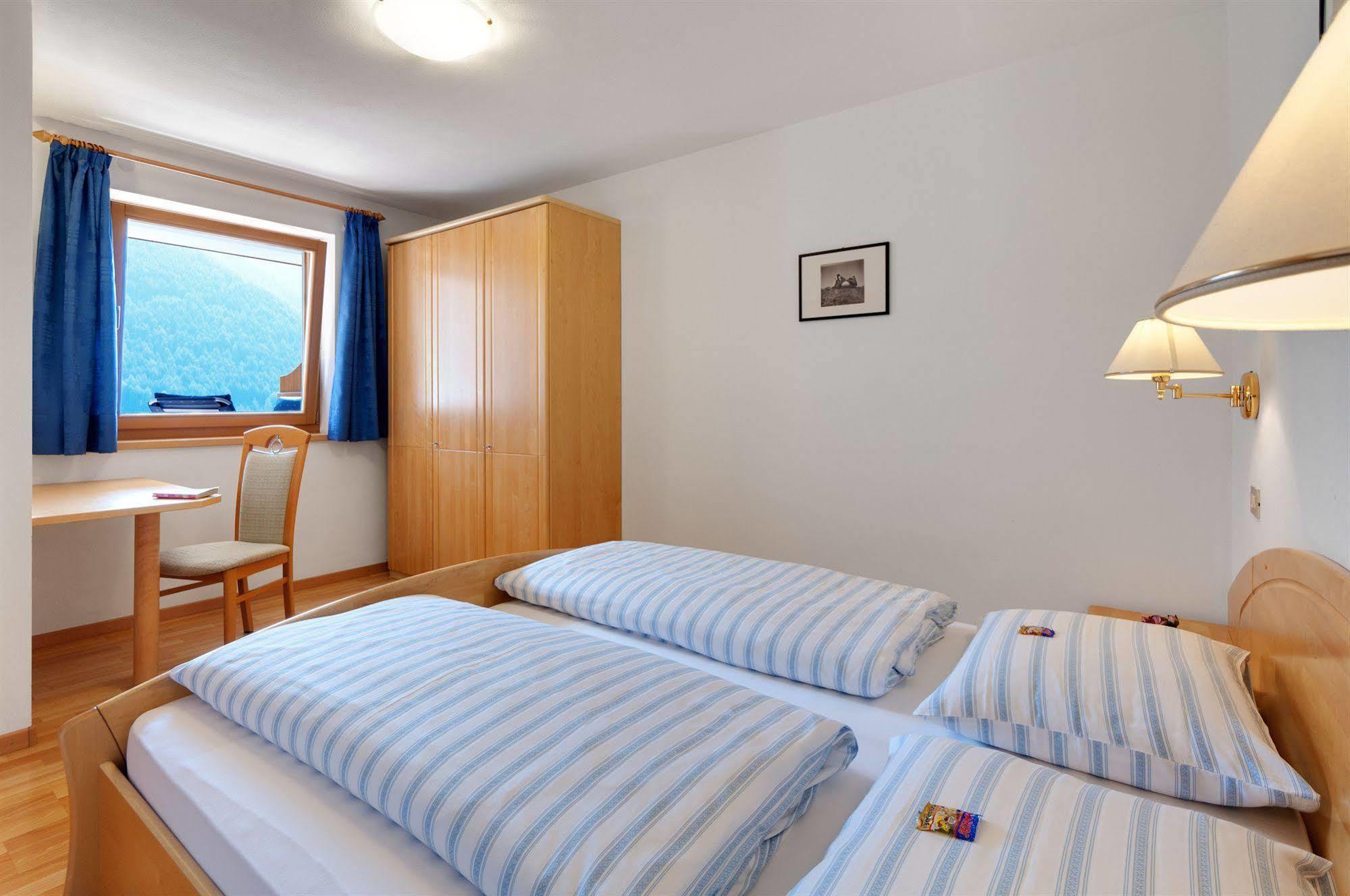 Residence Toeglhof Фунес Экстерьер фото